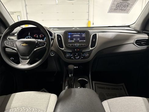 Used 2023 Chevrolet Equinox LS image 10