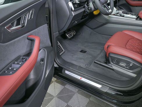 New 2026 Audi SQ8 Prestige AWD/4WD image 8