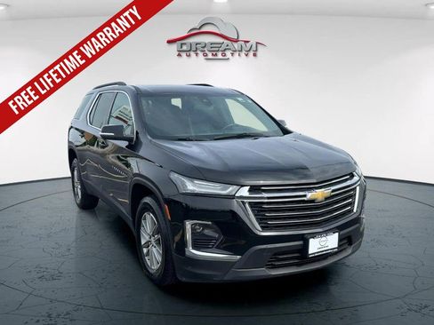 Used 2023 Chevrolet Traverse LT FWD image 1