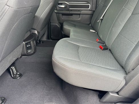 Used 2025 RAM 2500 Big Horn w/ Bed Convenience Group image 13