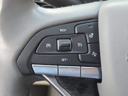 Used 2020 Cadillac XT6 Premium Luxury FWD image 51