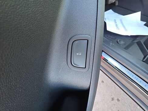 New 2026 Chevrolet Traverse Z71 w/ Driver Confidence Package image 23