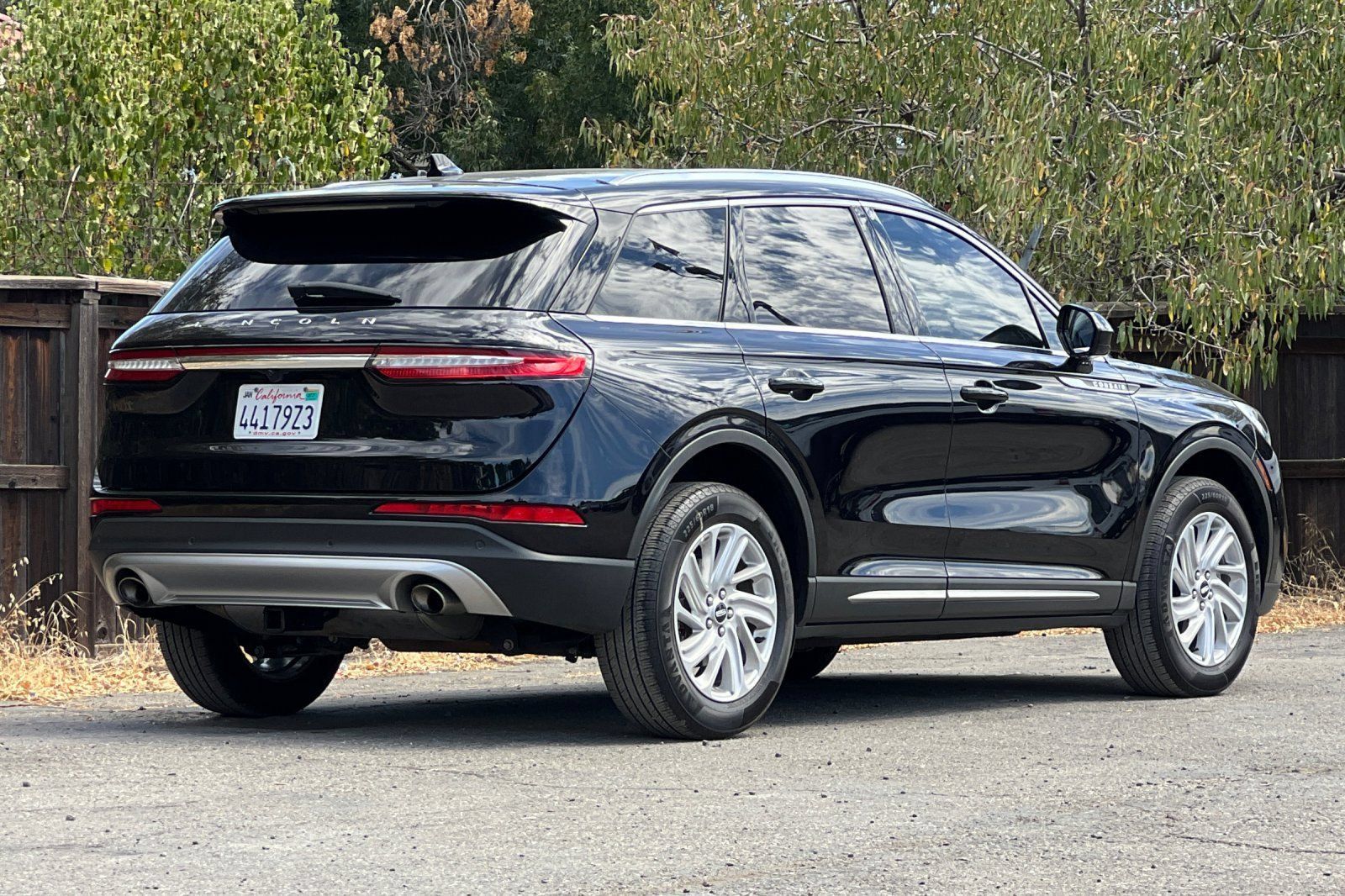 Used 2022 Lincoln Corsair FWD image 4