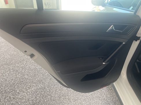 Used 2018 Volkswagen GTI S image 32