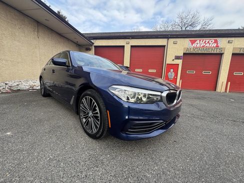 Used 2019 BMW 530i xDrive image 10