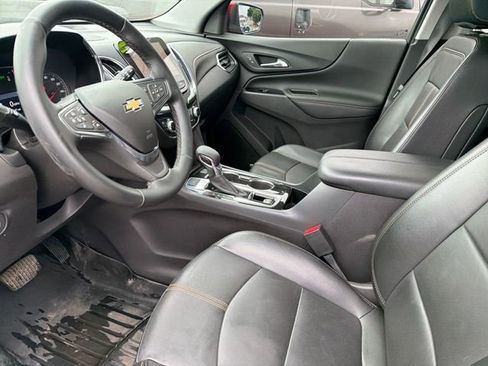Used 2024 Chevrolet Equinox Premier AWD/4WD image 19