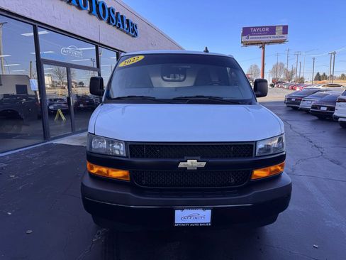 Used 2022 Chevrolet Express 2500 Extended w/ Driver Convenience Package image 8