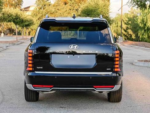 New 2026 Hyundai Palisade Calligraphy AWD/4WD image 6