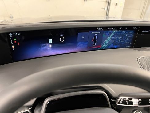 New 2026 Lincoln Nautilus Premier image 23