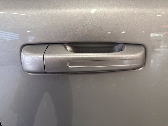 Used 2023 RAM 1500 Laramie AWD/4WD image 24