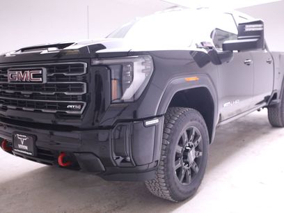 New 2025 GMC Sierra 2500 AT4 w/ AT4 Premium Plus Package