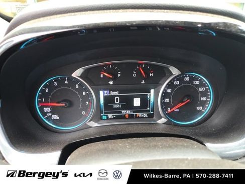 Used 2019 Chevrolet Traverse LT w/ LT Premium Package AWD/4WD image 4