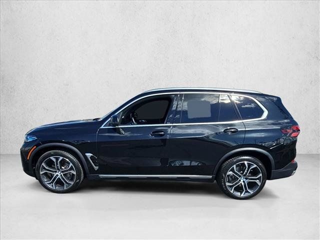Certified 2024 BMW X5 xDrive40i w/ Premium Package AWD/4WD image 9