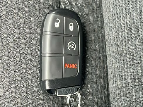 New 2026 Jeep Compass Latitude image 29