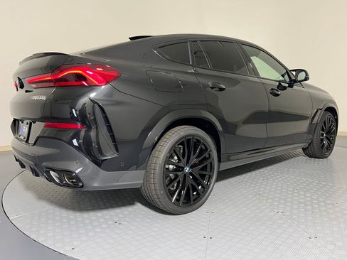 New 2026 BMW X6 M60i w/ Executive Package image 8