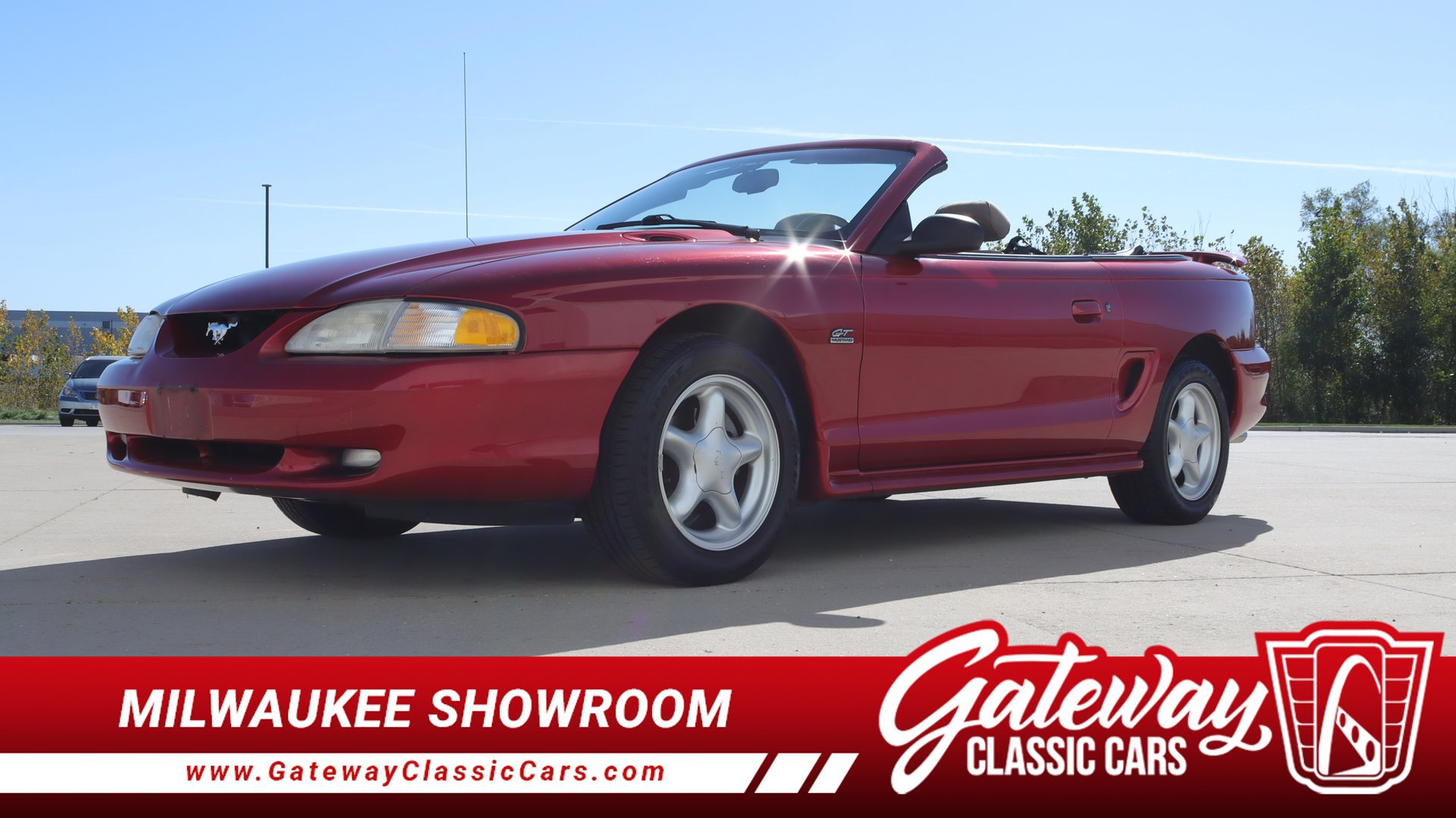 Used 1995 Ford Mustang GT RWD image 1
