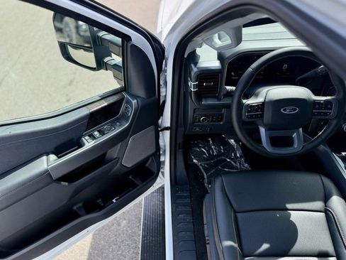New 2025 Ford F350 Lariat w/ Lariat Ultimate Package image 13