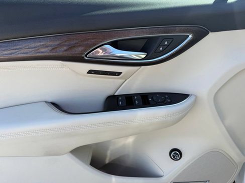 Used 2023 Buick Envision Avenir FWD image 24