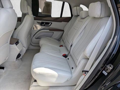 Certified 2023 Mercedes-Benz EQS 580 4MATIC SUV image 20