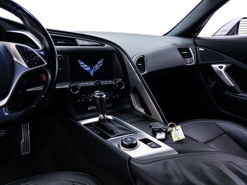 Used 2017 Chevrolet Corvette Grand Sport RWD image 11