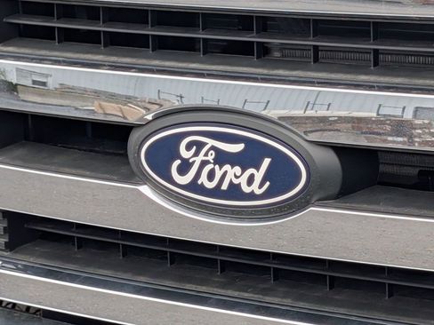 New 2026 Ford E-450 and Econoline 450 Super Duty w/ Power Equipment Group image 11