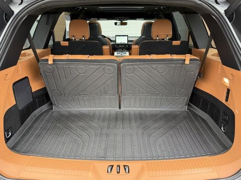 Used 2021 Lincoln Aviator Black Label w/ Dynamic Handling Package image 22