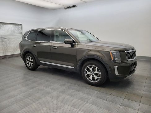 Used 2020 Kia Telluride EX FWD image 11