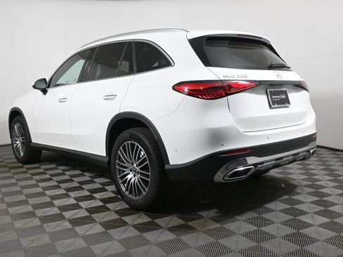 Certified 2026 Mercedes-Benz GLC 300 4MATIC image 5