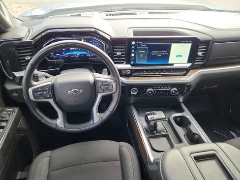 Used 2022 Chevrolet Silverado 1500 RST image 9