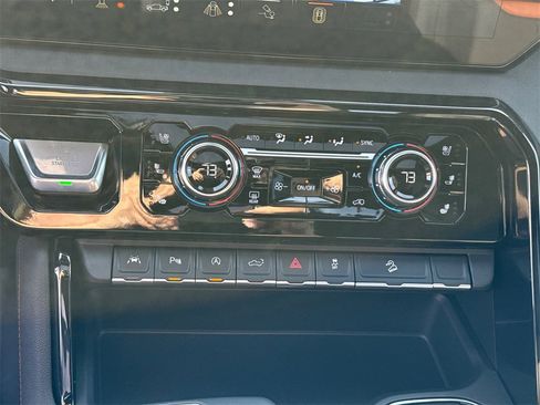 New 2026 GMC Sierra 1500 AT4 w/ AT4 Premium Package image 25