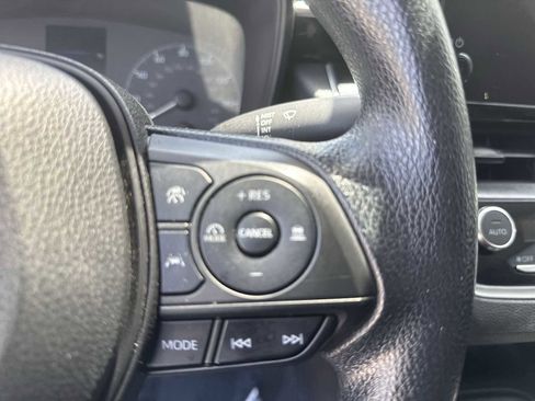Used 2023 Toyota Corolla LE FWD image 22
