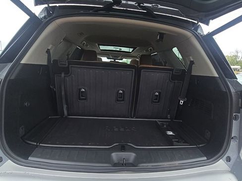 New 2025 Nissan Pathfinder Platinum w/ Cargo Package image 45