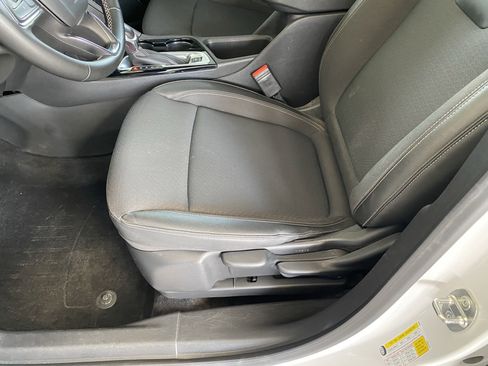 Used 2024 Buick Encore GX Preferred FWD image 12