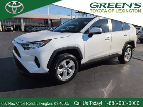 Used 2021 Toyota RAV4 XLE AWD/4WD image 1