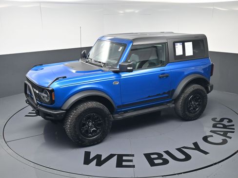 Used 2023 Ford Bronco Wildtrak image 29