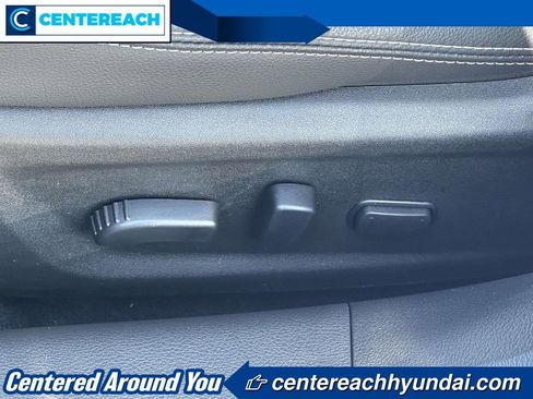 Used 2025 Nissan Altima 2.5 SL FWD image 16
