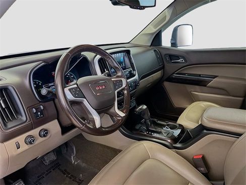 Used 2018 GMC Canyon SLT w/ Driver Alert Package image 17