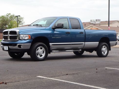 Used 2004 Dodge Ram 2500 Truck SLT w/ Trailer Tow Group AWD/4WD image 11