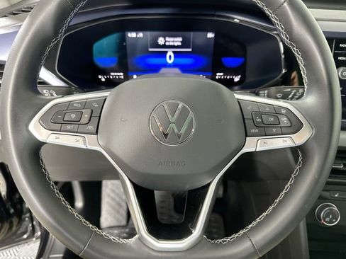 Used 2022 Volkswagen Taos SE w/ Panoramic Sunroof Package AWD/4WD image 20