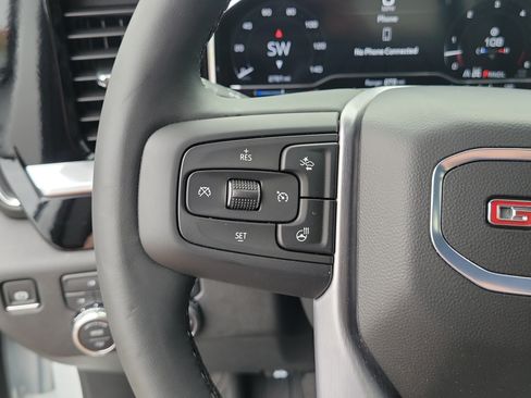 Used 2025 GMC Sierra 2500 SLE w/ Preferred Package AWD/4WD image 21