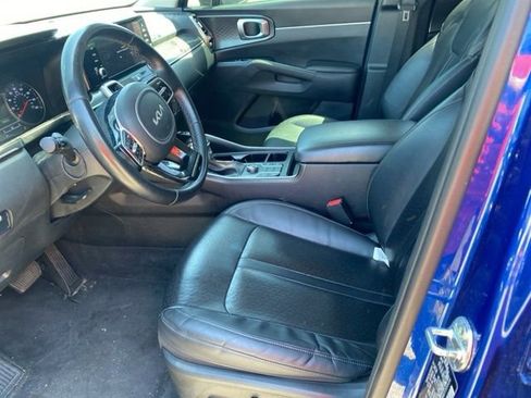 Used 2022 Kia Sorento S FWD image 14