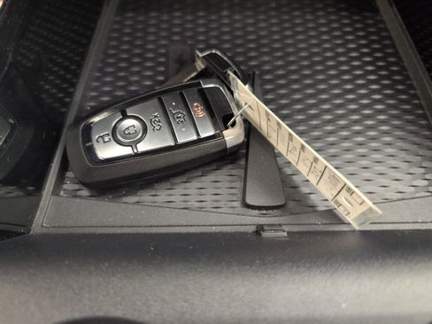 Used 2025 Ford Mustang Mach-E Select w/ Comfort Package Lite image 44