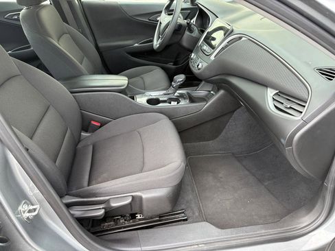 Used 2023 Chevrolet Malibu LT FWD image 12