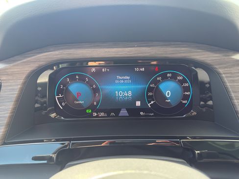 New 2025 Volkswagen Atlas SEL image 11