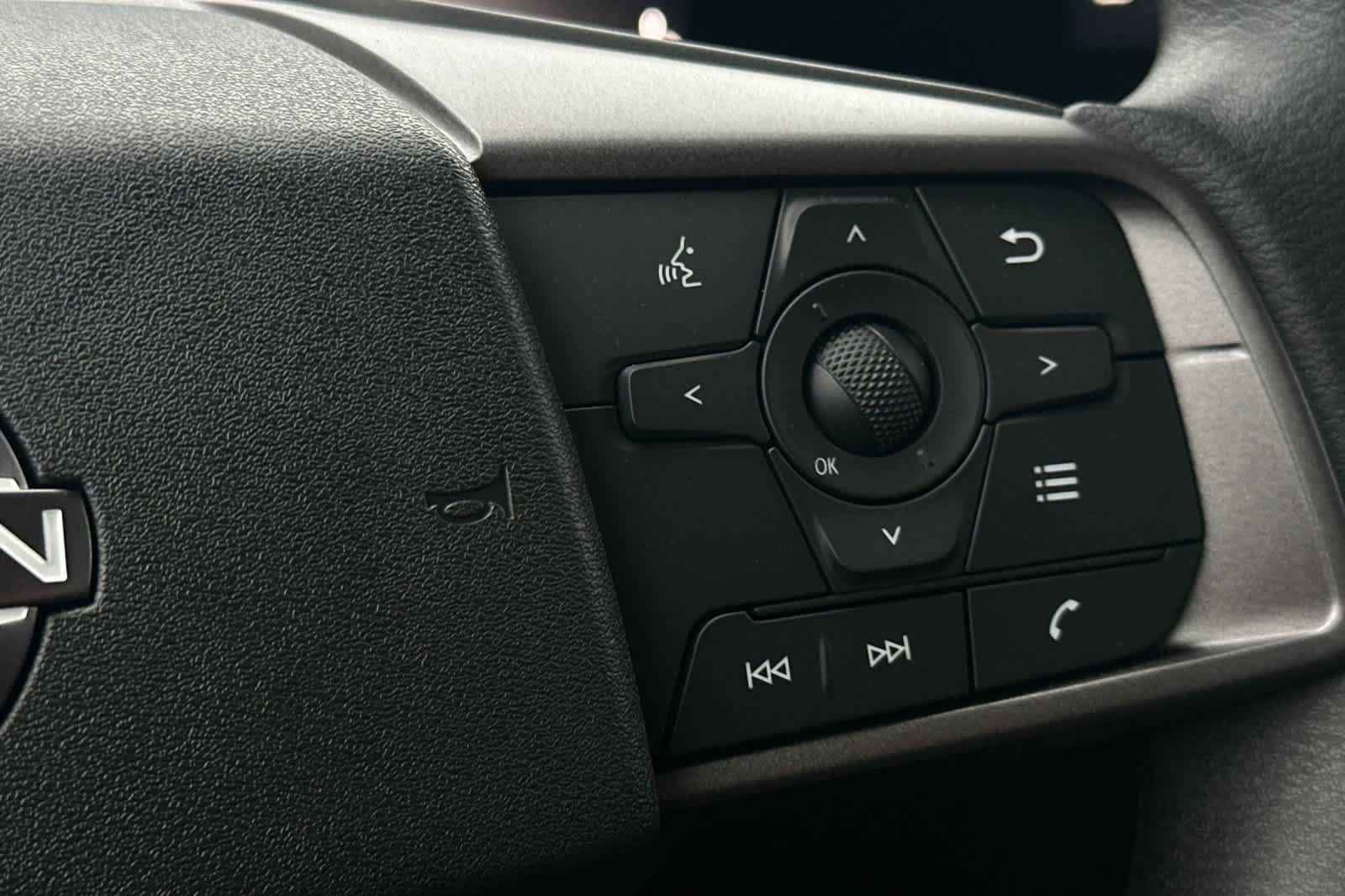 Used 2026 Nissan Sentra SV w/ Floor Mat Package FWD image 28