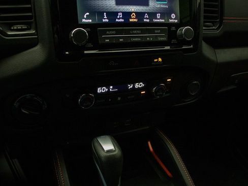 Used 2024 Nissan Frontier PRO-4X w/ Off-Road Protection Package image 32