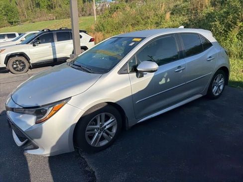 Used 2021 Toyota Corolla SE image 4