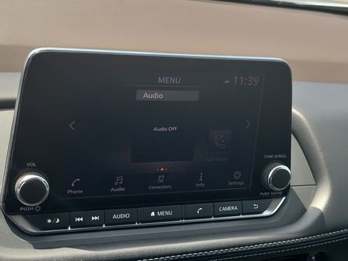 Certified 2022 Nissan Rogue SV AWD/4WD image 25
