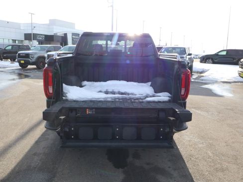 Certified 2022 GMC Sierra 1500 SLT w/ SLT Premium Plus Package image 16