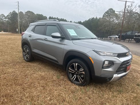 Used 2023 Chevrolet TrailBlazer LT w/ Convenience Package image 10